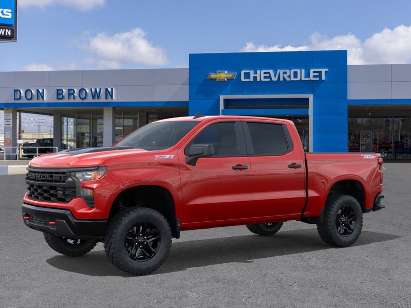 Chevrolet Silverado 1500 Vehicle Full-screen Gallery Image 2