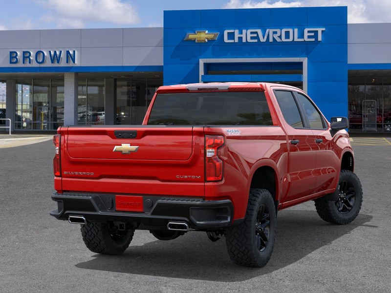 Chevrolet Silverado 1500 Vehicle Full-screen Gallery Image 4