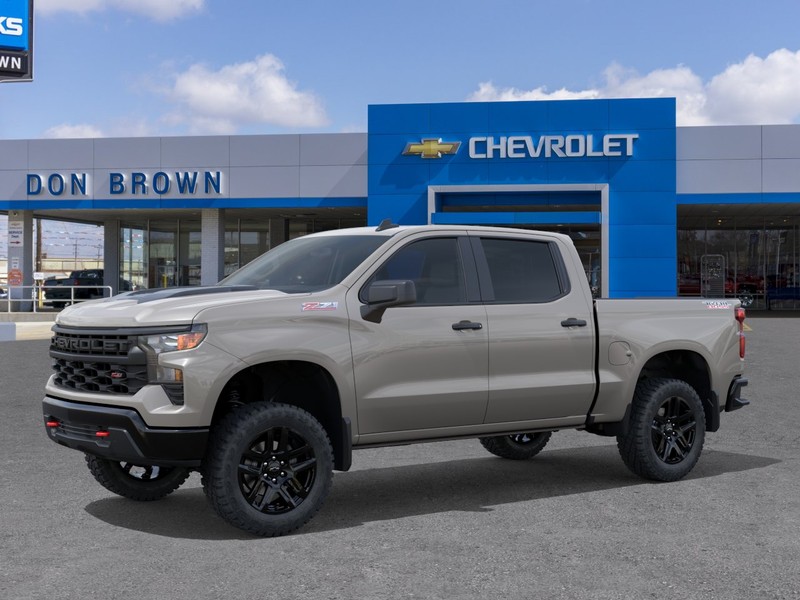 Chevrolet Silverado 1500 Vehicle Full-screen Gallery Image 2