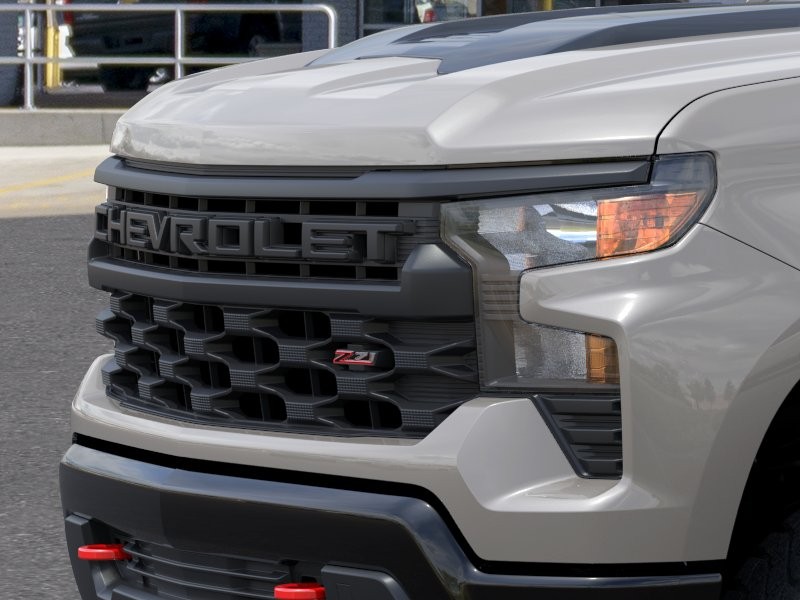 Chevrolet Silverado 1500 Vehicle Full-screen Gallery Image 13