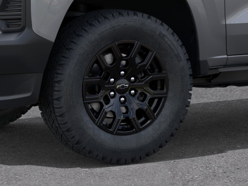 Chevrolet Colorado Vehicle Full-screen Gallery Image 9