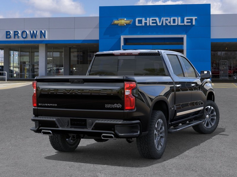 Chevrolet Silverado 1500 Vehicle Full-screen Gallery Image 4