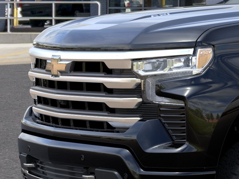 Chevrolet Silverado 1500 Vehicle Full-screen Gallery Image 13