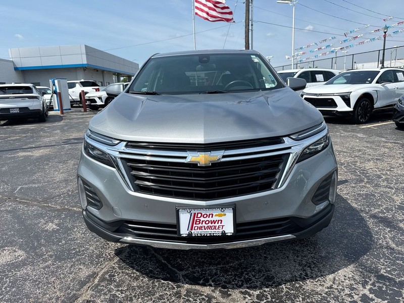Chevrolet Equinox Vehicle Full-screen Gallery Image 30