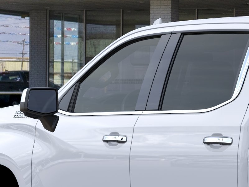 Chevrolet Silverado 1500 Vehicle Full-screen Gallery Image 12