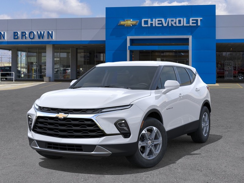 Chevrolet Blazer Vehicle Full-screen Gallery Image 6