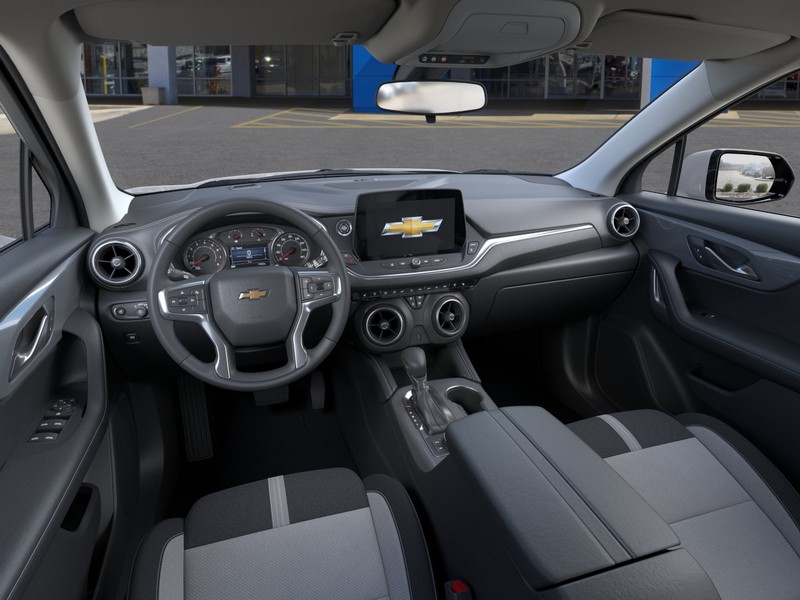 Chevrolet Blazer Vehicle Full-screen Gallery Image 15
