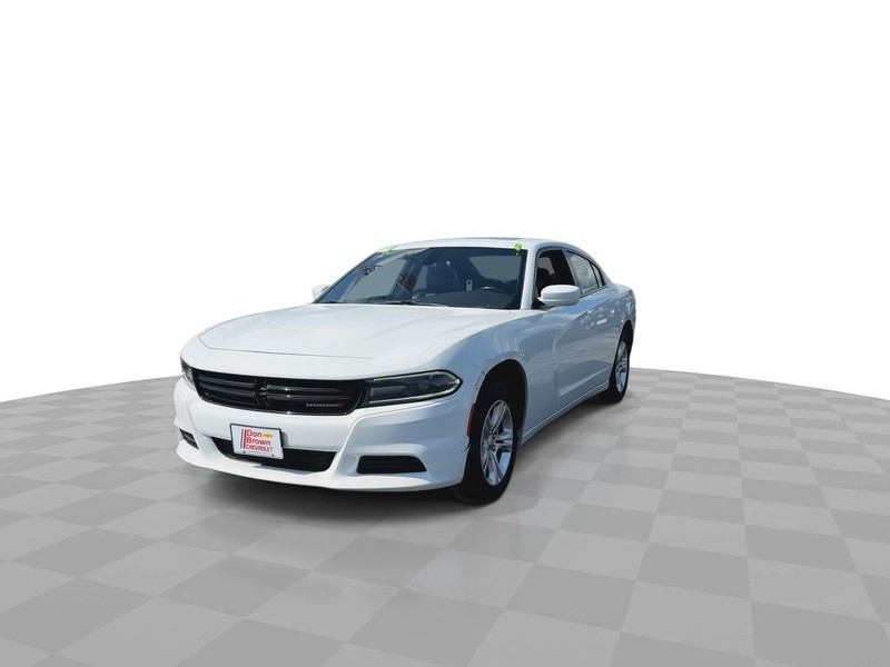 Dodge Charger Vehicle Full-screen Gallery Image 6
