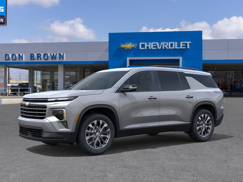 Chevrolet Traverse Vehicle Full-screen Gallery Image 2