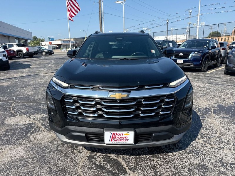 Chevrolet Equinox Vehicle Full-screen Gallery Image 35