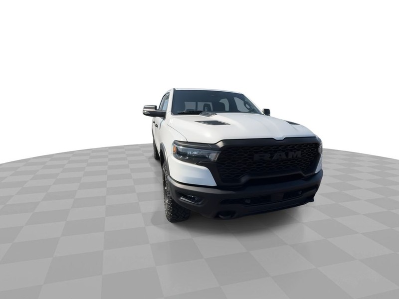 Ram 1500 Vehicle Full-screen Gallery Image 4