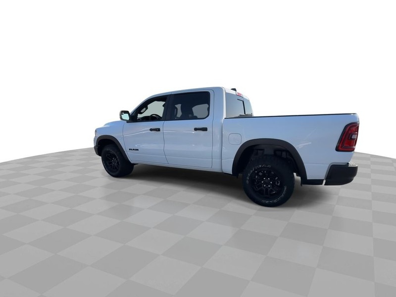 Ram 1500 Vehicle Full-screen Gallery Image 10