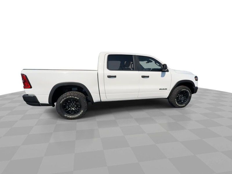 Ram 1500 Vehicle Full-screen Gallery Image 14