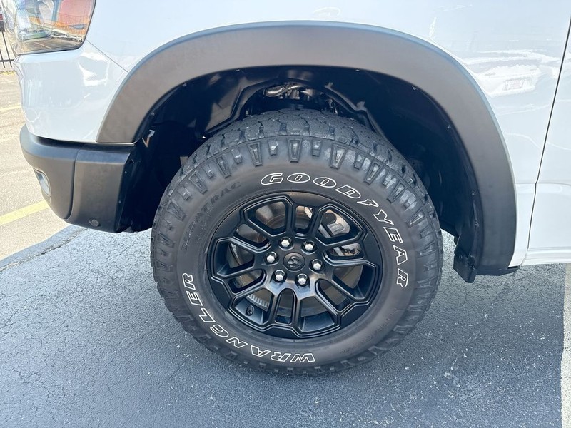 Ram 1500 Vehicle Full-screen Gallery Image 41