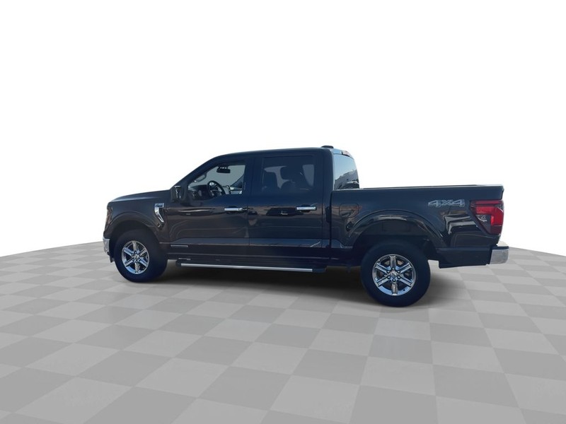 Ford F-150 Vehicle Full-screen Gallery Image 7