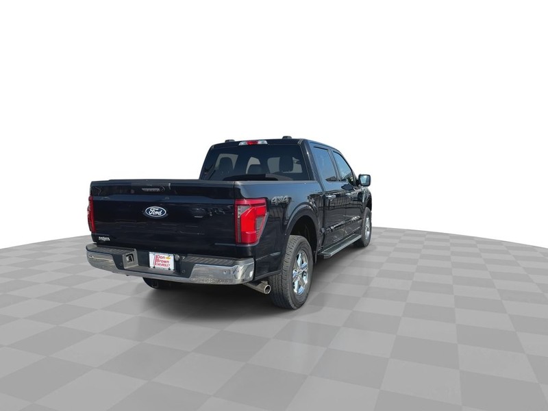 Ford F-150 Vehicle Full-screen Gallery Image 11
