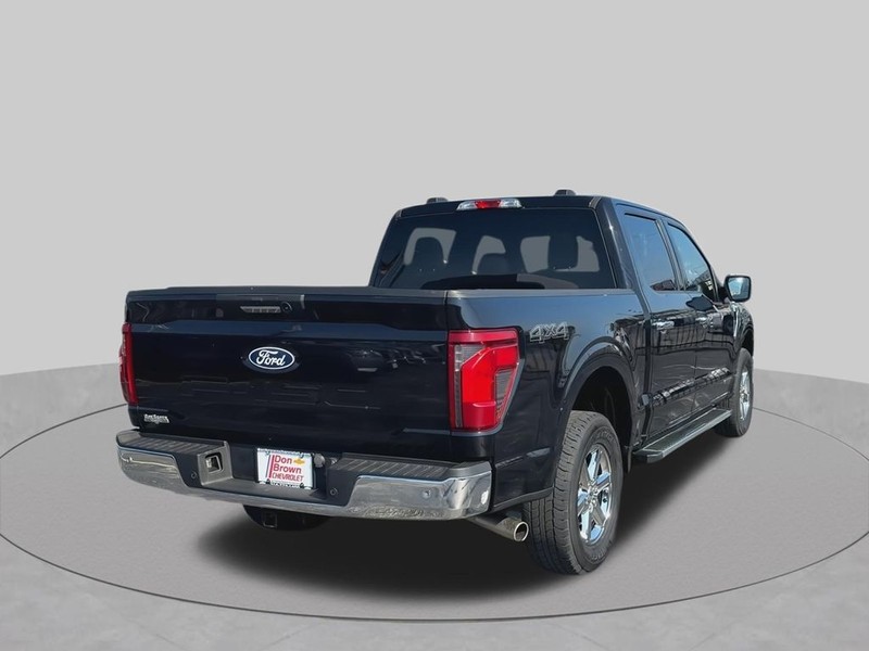Ford F-150 Vehicle Full-screen Gallery Image 13