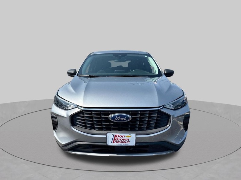 Ford Escape Vehicle Full-screen Gallery Image 37