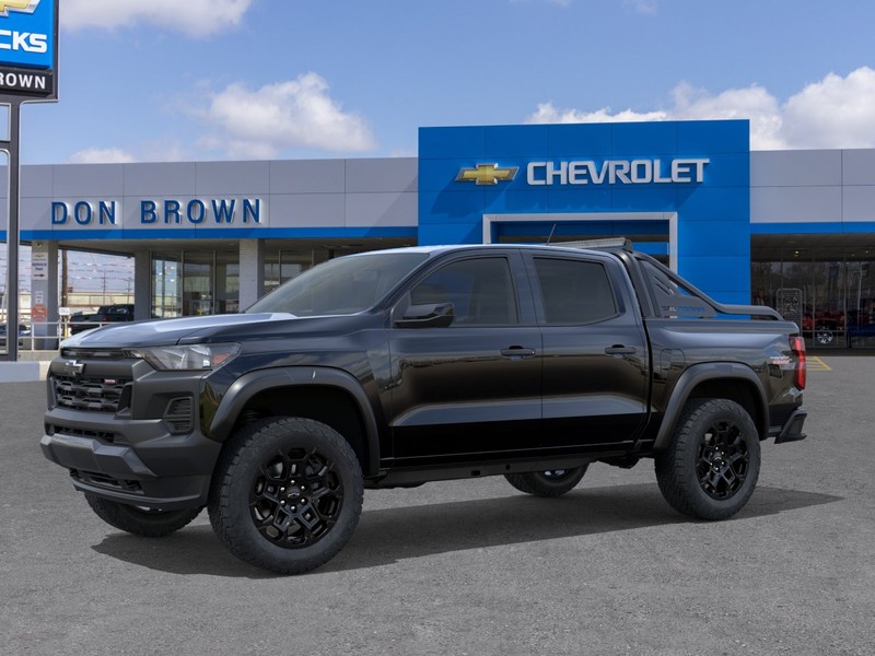 Chevrolet Colorado Vehicle Full-screen Gallery Image 2