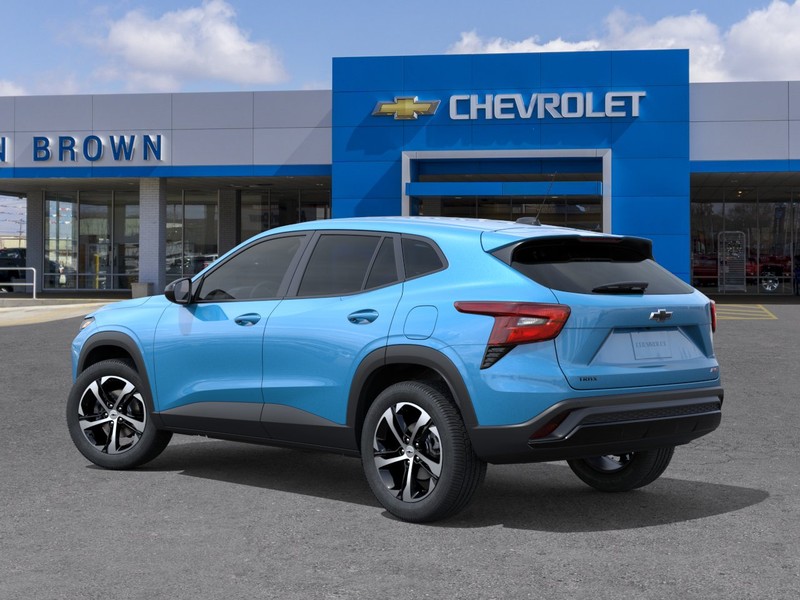 Chevrolet Trax Vehicle Full-screen Gallery Image 3