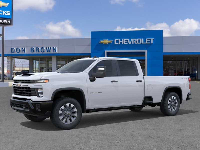 Chevrolet Silverado 2500 HD Vehicle Full-screen Gallery Image 2