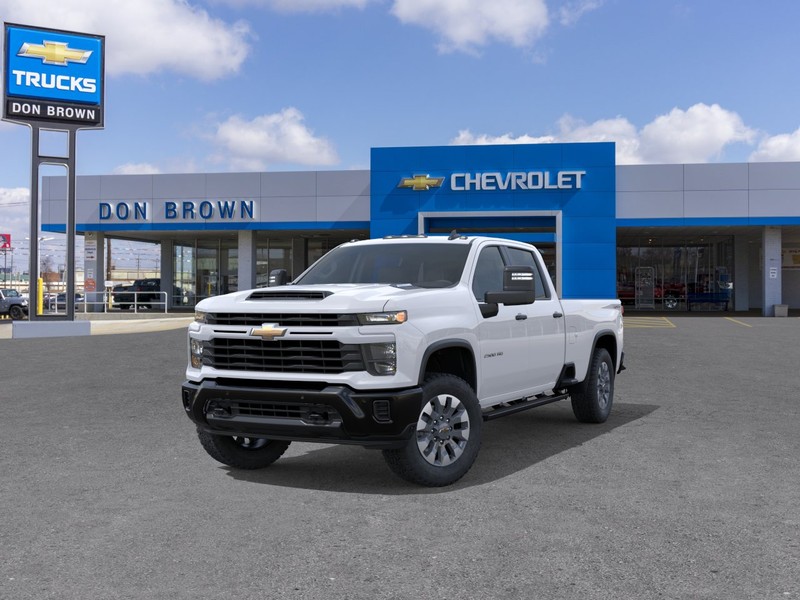 Chevrolet Silverado 2500 HD Vehicle Full-screen Gallery Image 8