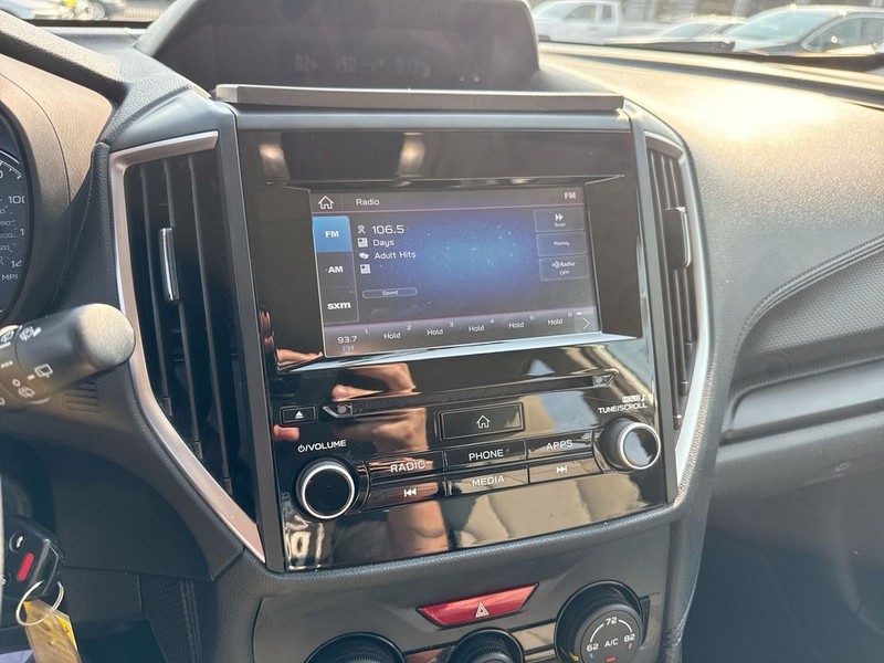 Subaru Forester Vehicle Full-screen Gallery Image 20