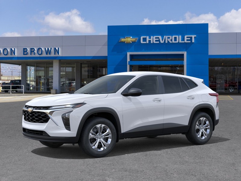 Chevrolet Trax Vehicle Full-screen Gallery Image 2