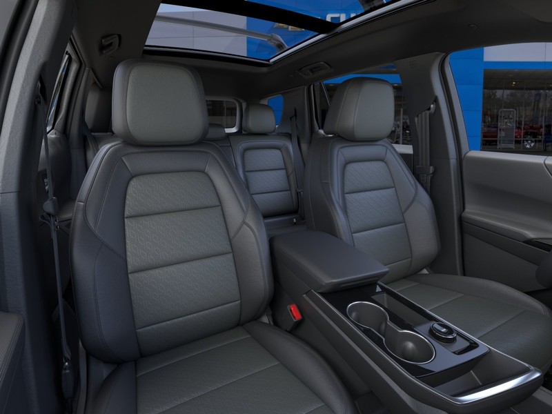 Chevrolet Equinox Vehicle Full-screen Gallery Image 16