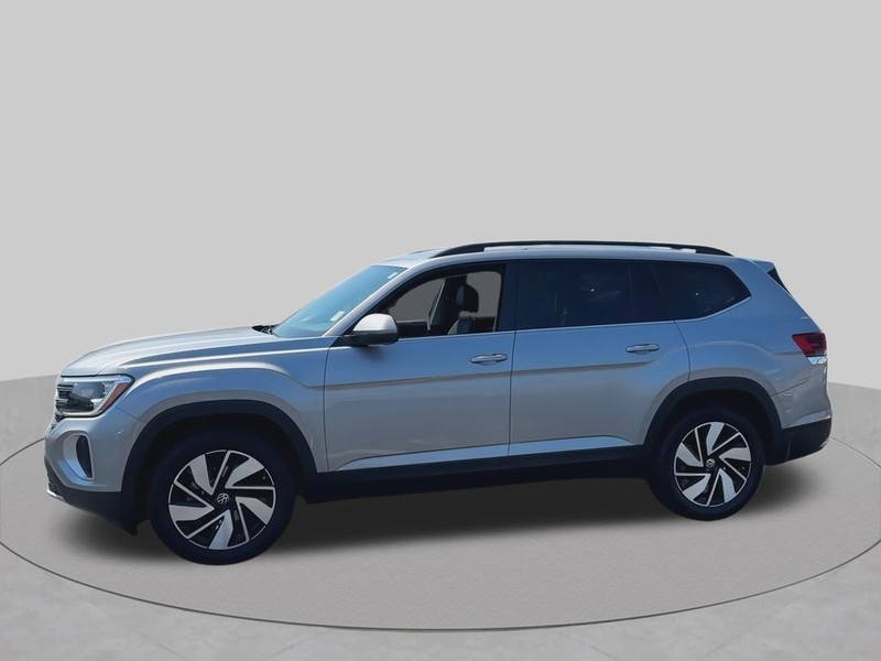 Volkswagen Atlas Vehicle Full-screen Gallery Image 8