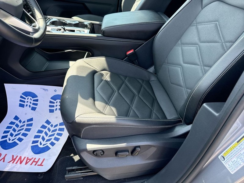 Volkswagen Atlas Vehicle Full-screen Gallery Image 27