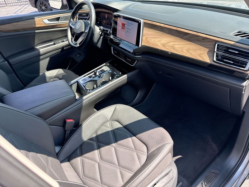Volkswagen Atlas Vehicle Full-screen Gallery Image 35