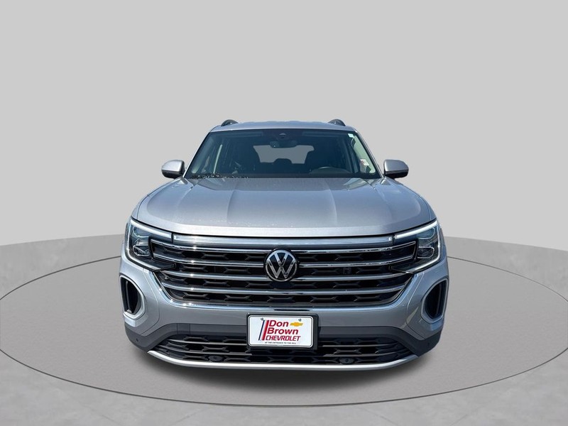 Volkswagen Atlas Vehicle Full-screen Gallery Image 36
