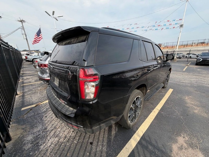 Chevrolet Tahoe Vehicle Full-screen Gallery Image 6