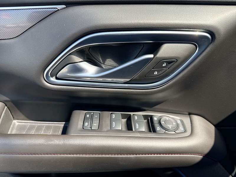 Chevrolet Tahoe Vehicle Full-screen Gallery Image 33