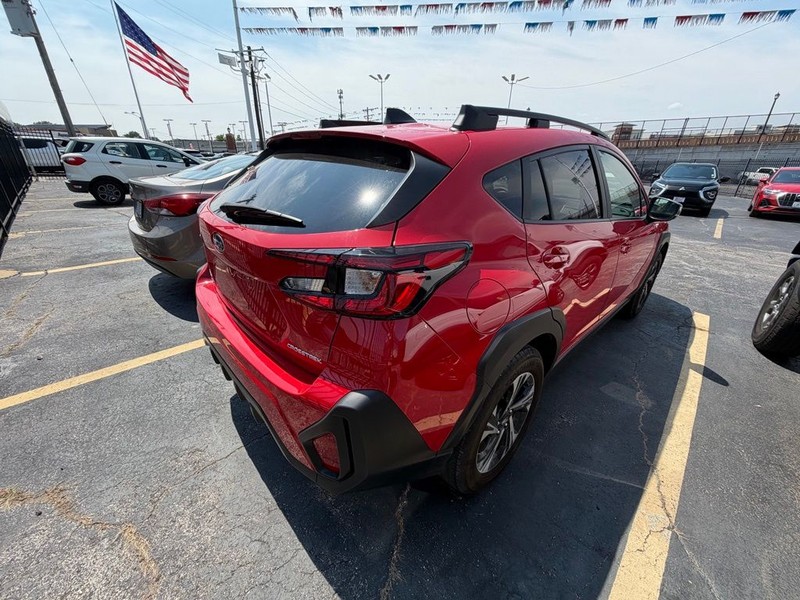 Subaru Crosstrek Vehicle Full-screen Gallery Image 6