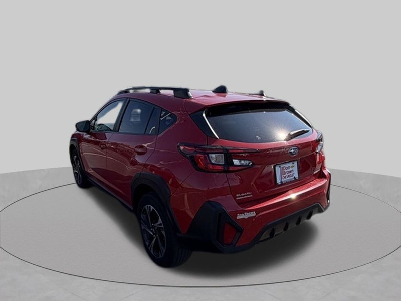 Subaru Crosstrek Vehicle Full-screen Gallery Image 13