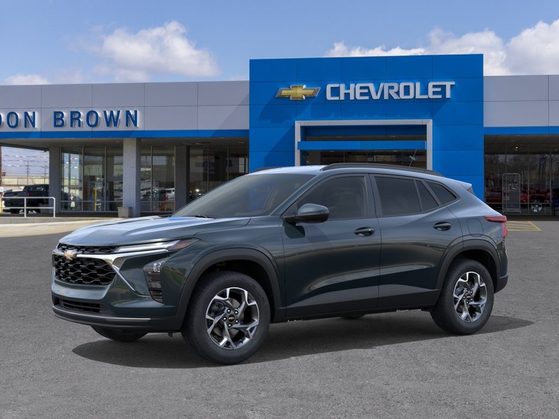 Chevrolet Trax Vehicle Full-screen Gallery Image 2