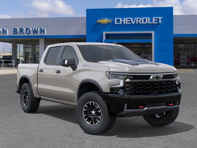 Chevrolet Silverado 1500 Vehicle Full-screen Gallery Image 7