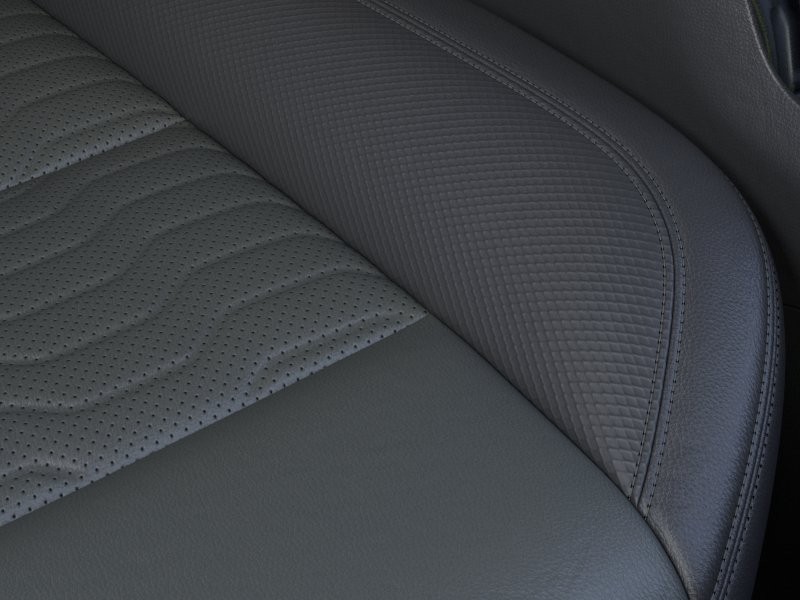Chevrolet Silverado 1500 Vehicle Full-screen Gallery Image 21