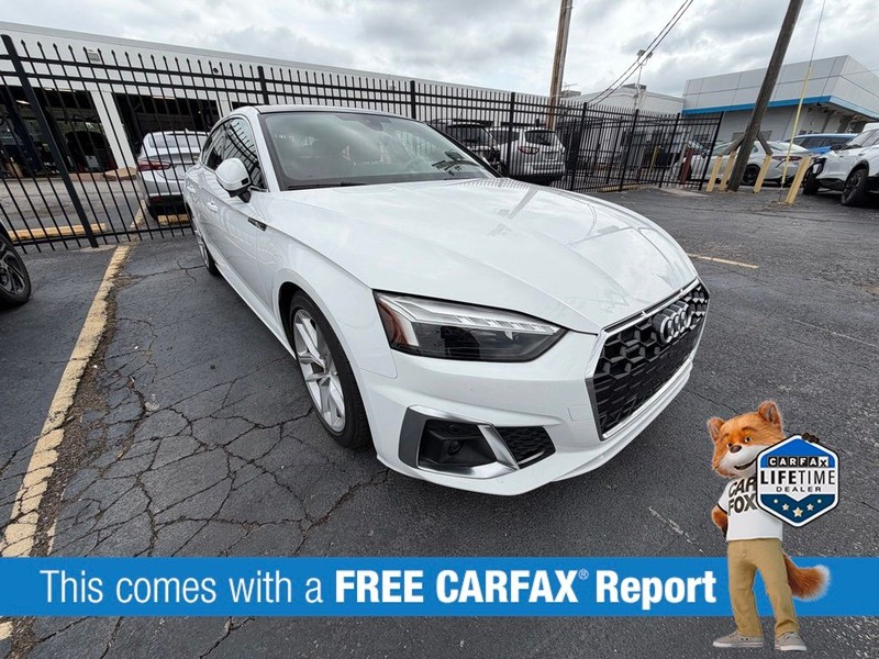 Audi A5 Sportback Vehicle Full-screen Gallery Image 3