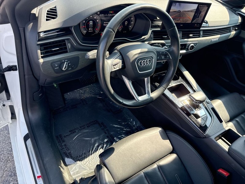 Audi A5 Sportback Vehicle Full-screen Gallery Image 17