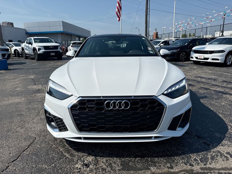 Audi A5 Sportback Vehicle Full-screen Gallery Image 35