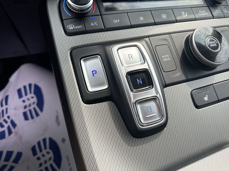 Hyundai Palisade Vehicle Full-screen Gallery Image 25