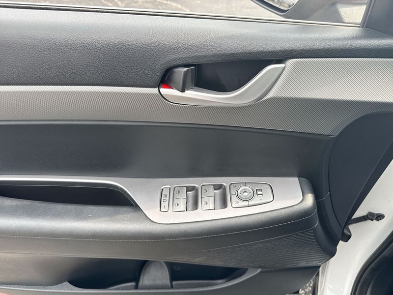 Hyundai Palisade Vehicle Full-screen Gallery Image 30
