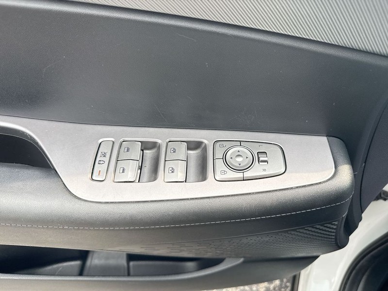 Hyundai Palisade Vehicle Full-screen Gallery Image 31