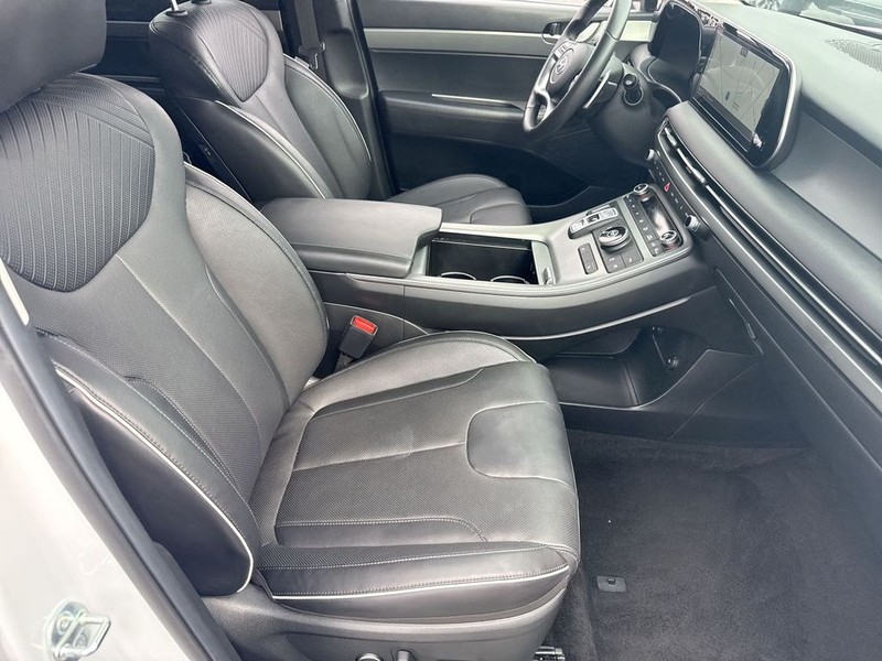 Hyundai Palisade Vehicle Full-screen Gallery Image 35
