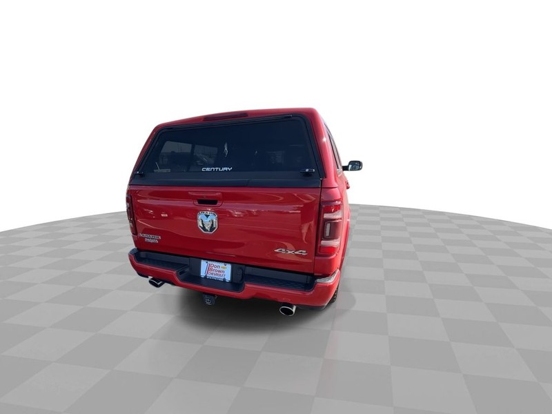Ram 1500 Vehicle Full-screen Gallery Image 11