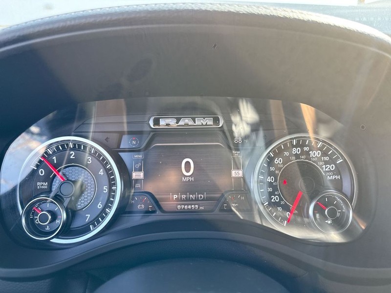 Ram 1500 Vehicle Full-screen Gallery Image 19