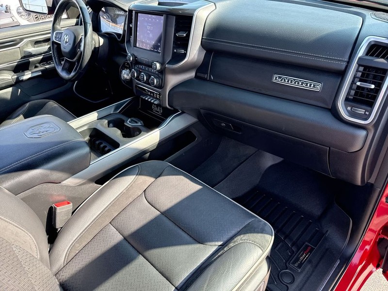 Ram 1500 Vehicle Full-screen Gallery Image 34